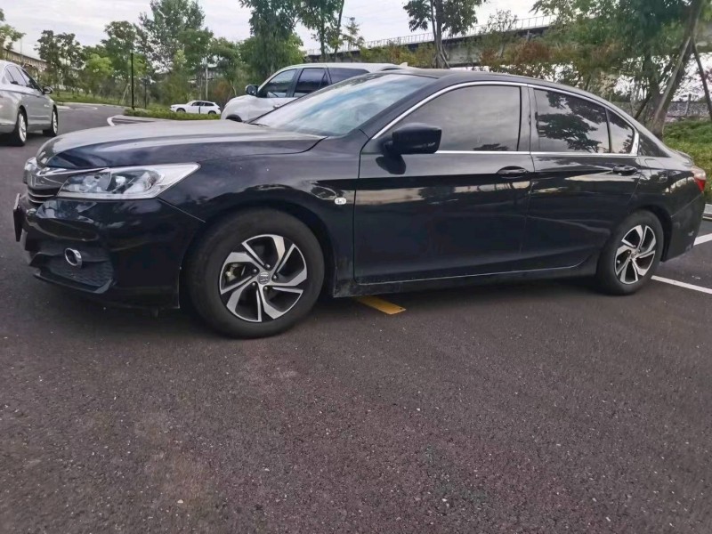 北京18年本田雅阁2