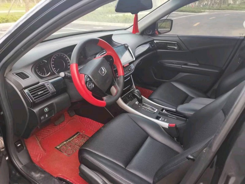 北京18年本田雅阁6