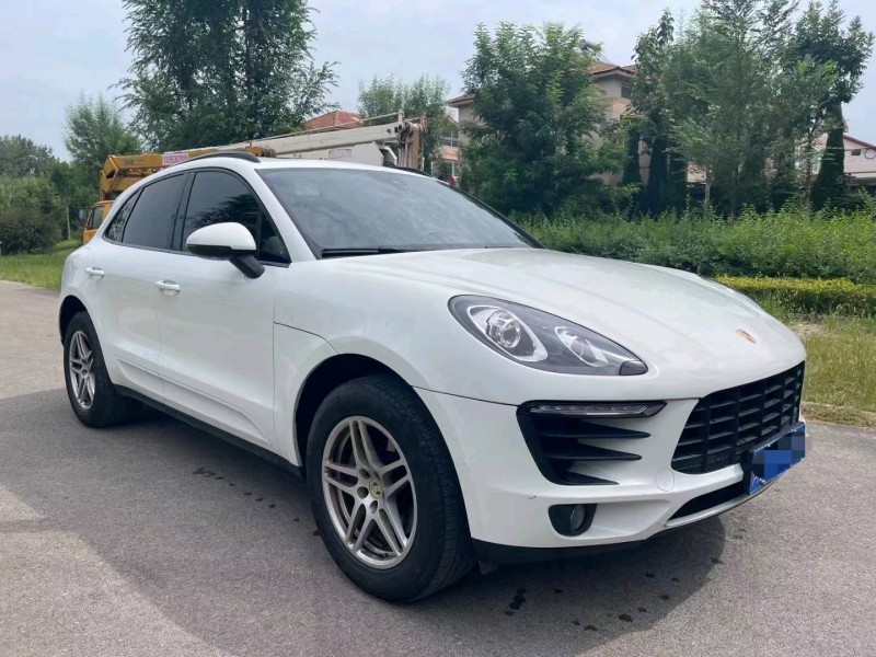 東營17年保時捷Macan4