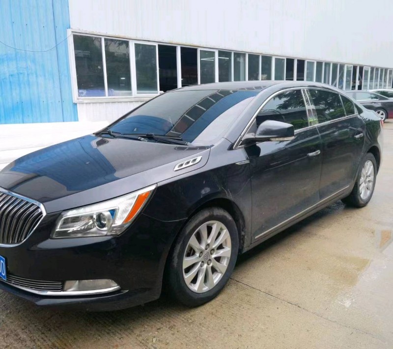 东营15年别克君越2