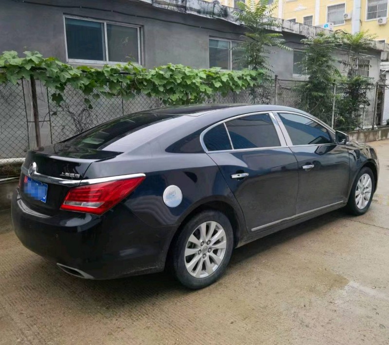 东营15年别克君越9