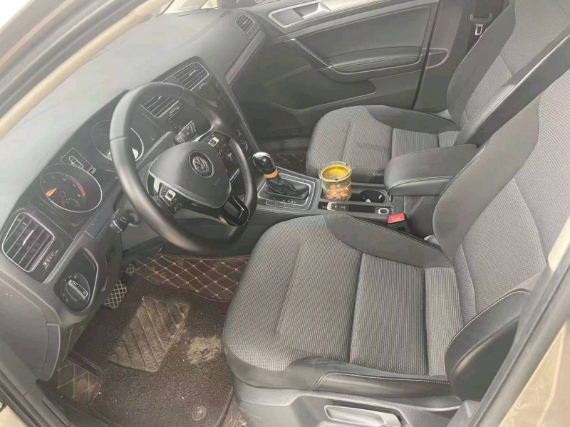 保定18年大众高尔夫8