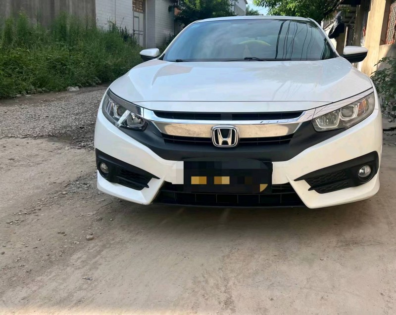 东营17年本田思域1