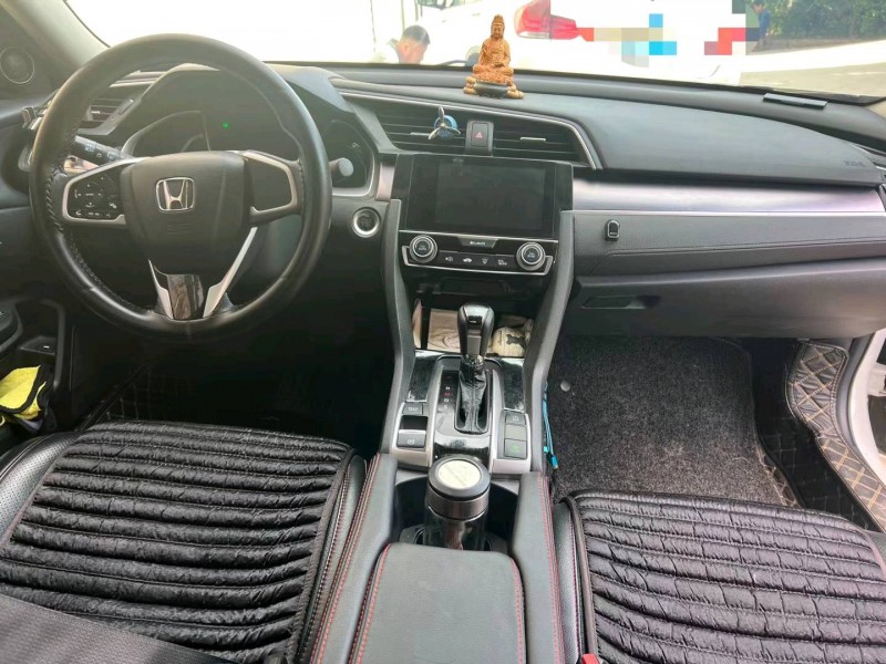 东营17年本田思域3