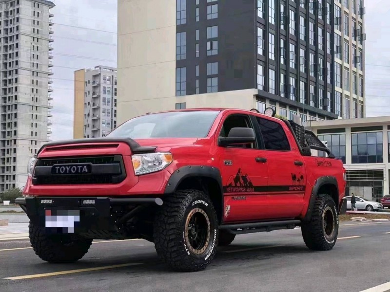 北京16年丰田坦途2