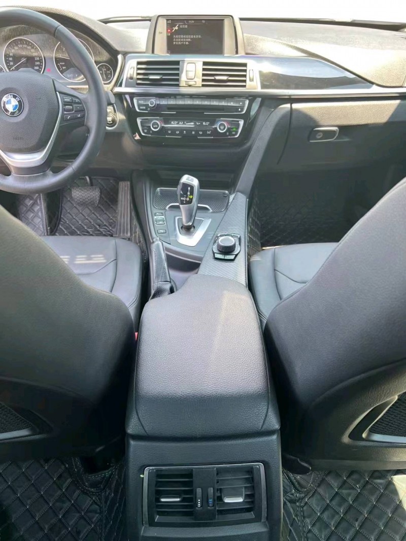 北京17年宝马3系6