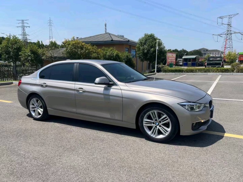 北京17年宝马3系9