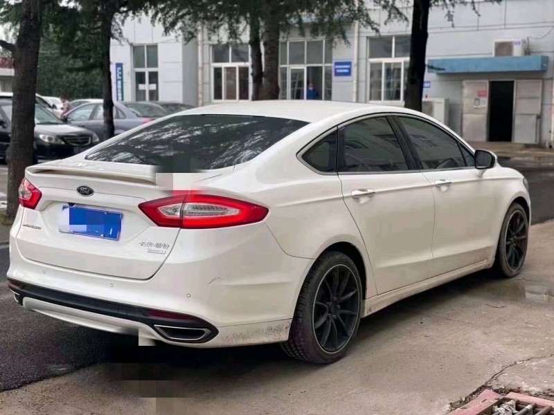 青岛16年福特蒙迪欧7