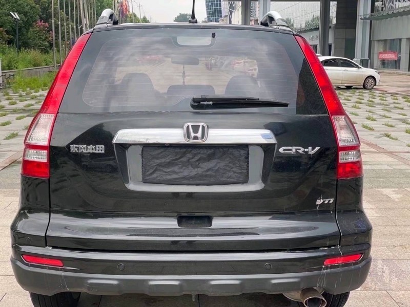 青岛11年本田CRV9