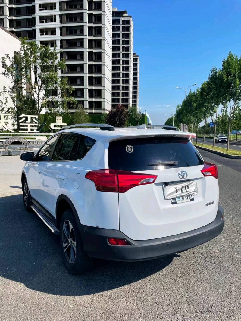 廊坊15年豐田RAV48
