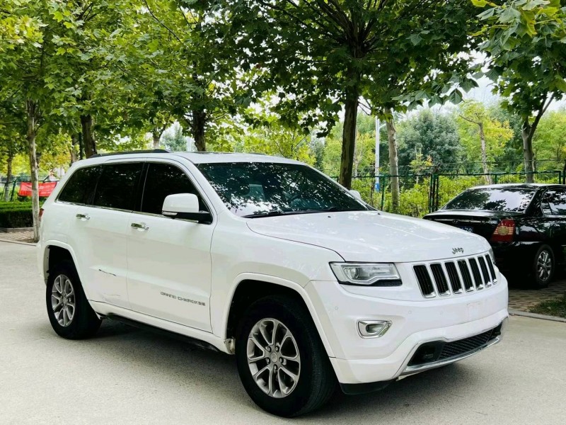聊城17年Jeep大切諾基3