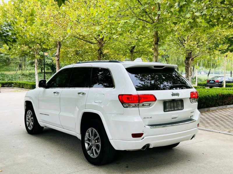 聊城17年Jeep大切諾基8
