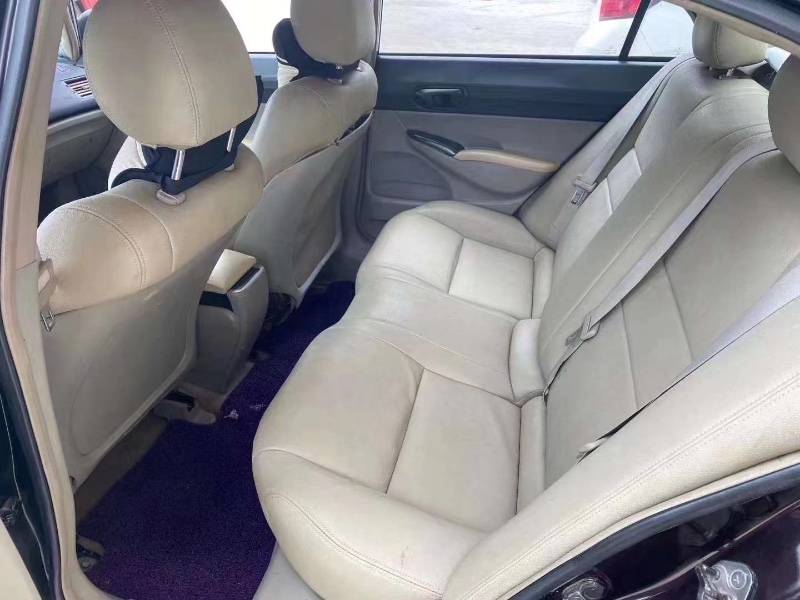 广州11年本田思域7