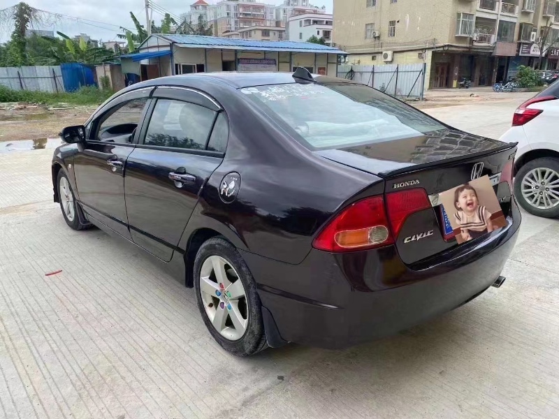 广州11年本田思域6