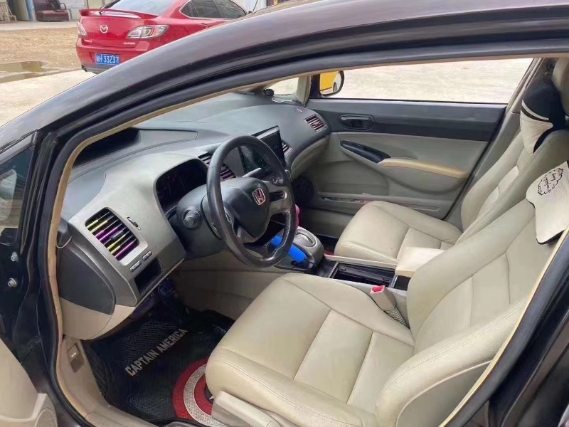 广州11年本田思域9