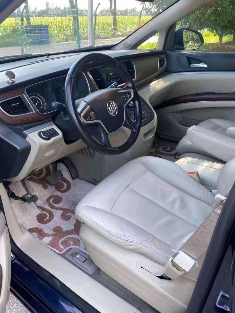 徐州17年别克GL83