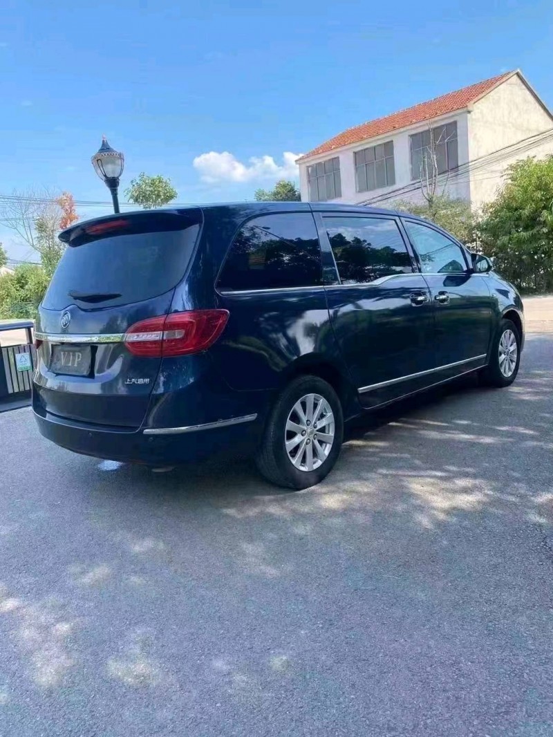 徐州17年别克GL87