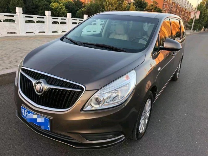 邢台18年别克GL82