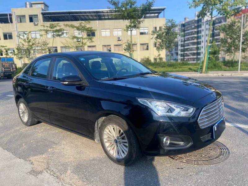 广州16年福特福睿斯2