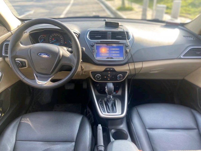 广州16年福特福睿斯8