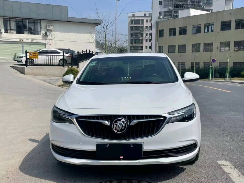 广州18年别克英朗1