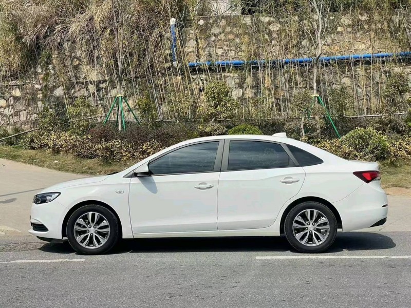 广州18年别克英朗6