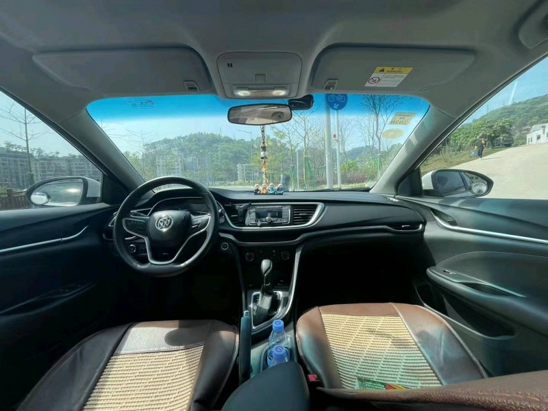 广州18年别克英朗8