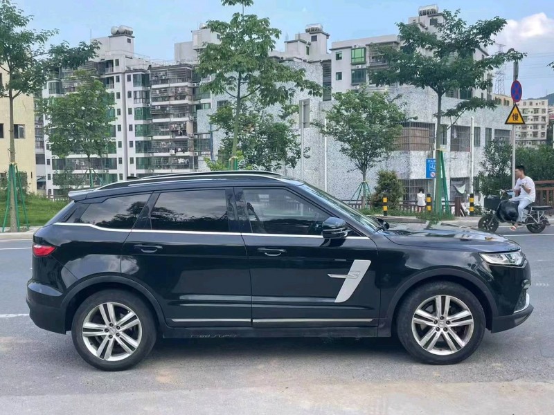 广州18年众泰T7004