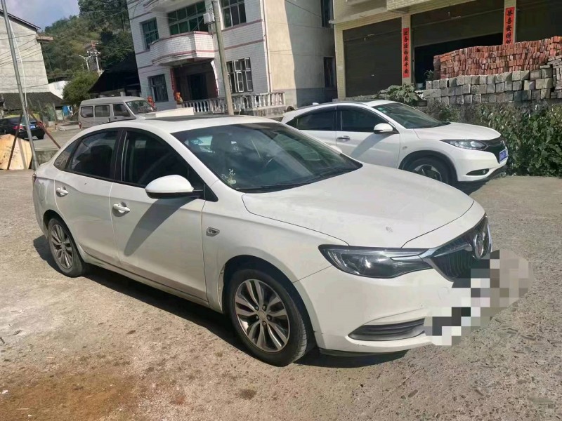 邵阳18年别克英朗3