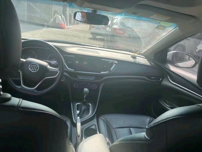 邵阳18年别克英朗5