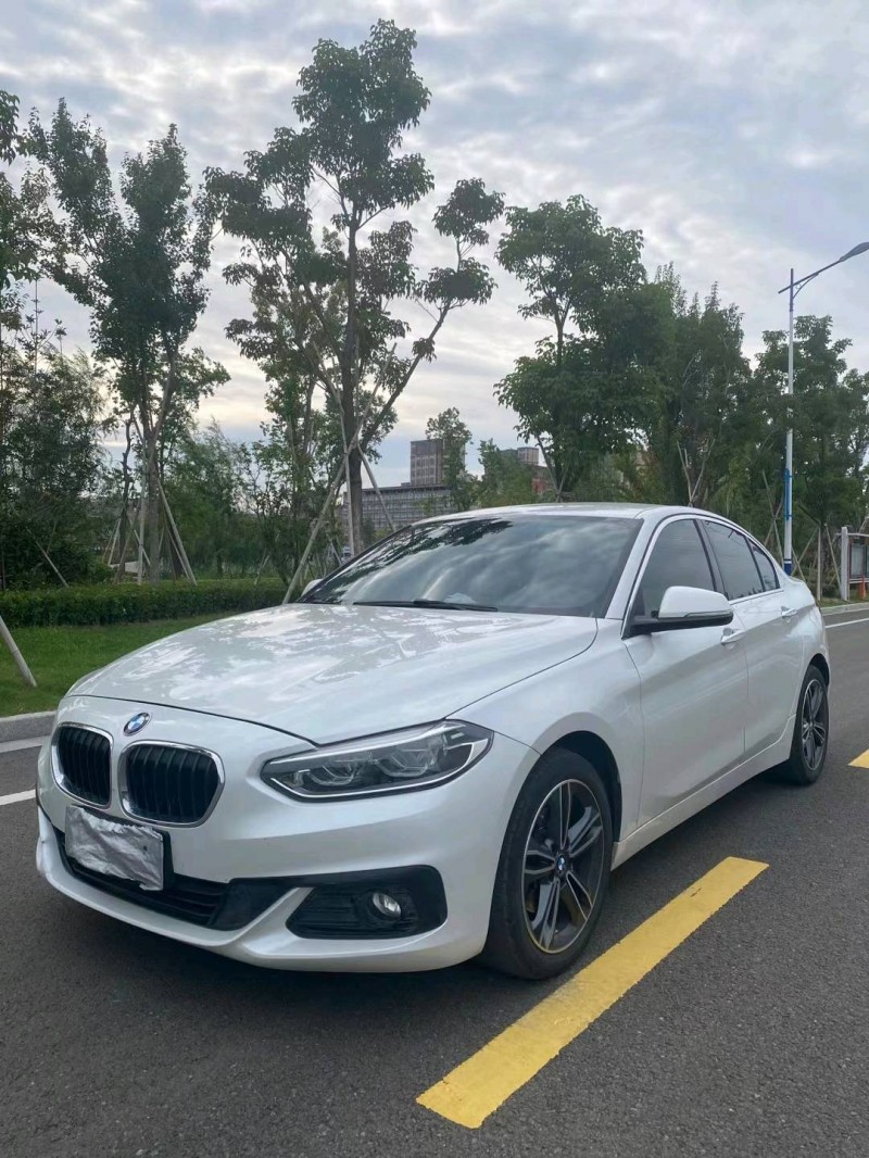 徐州19年宝马1系2