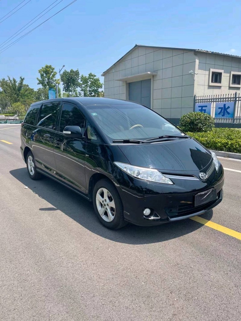 徐州17年丰田普瑞维亚3