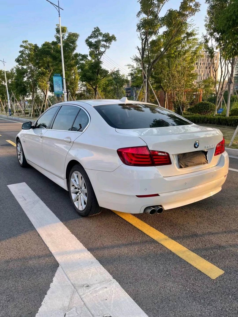 徐州13年宝马5系4