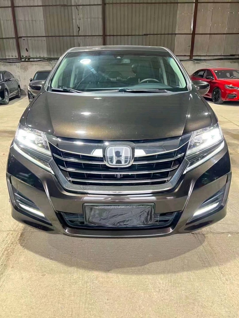 邢台17年本田艾力绅1