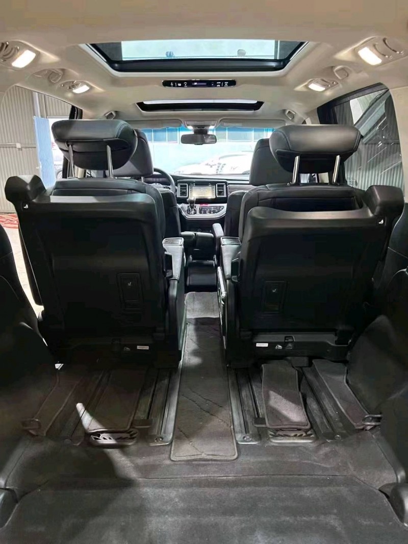 邢台17年本田艾力绅4