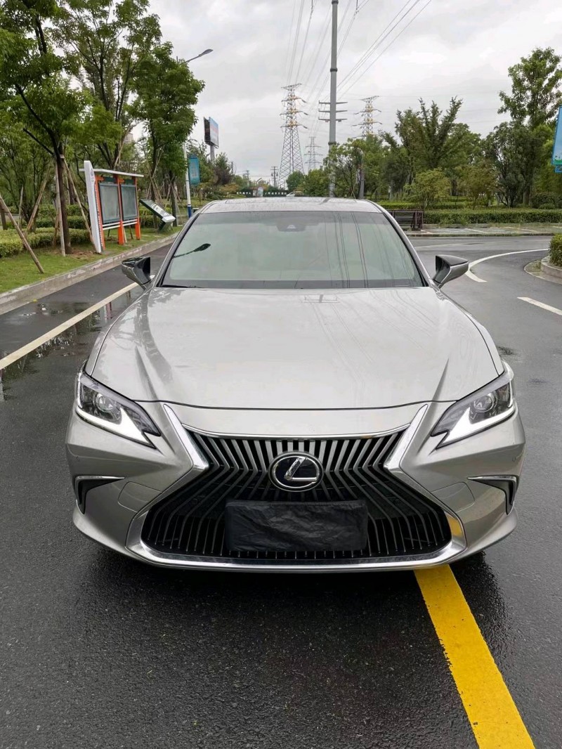 徐州20年雷克萨斯ES9