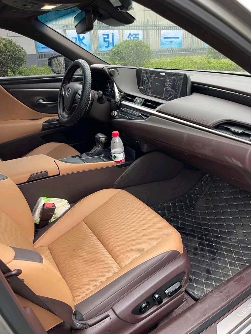 徐州20年雷克萨斯ES4