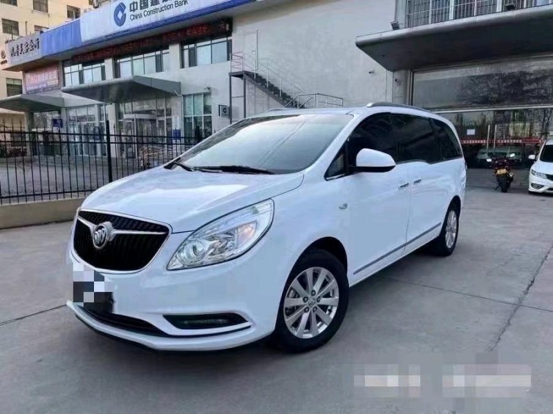 东营17年别克GL82