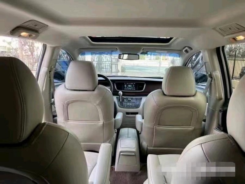 东营17年别克GL86