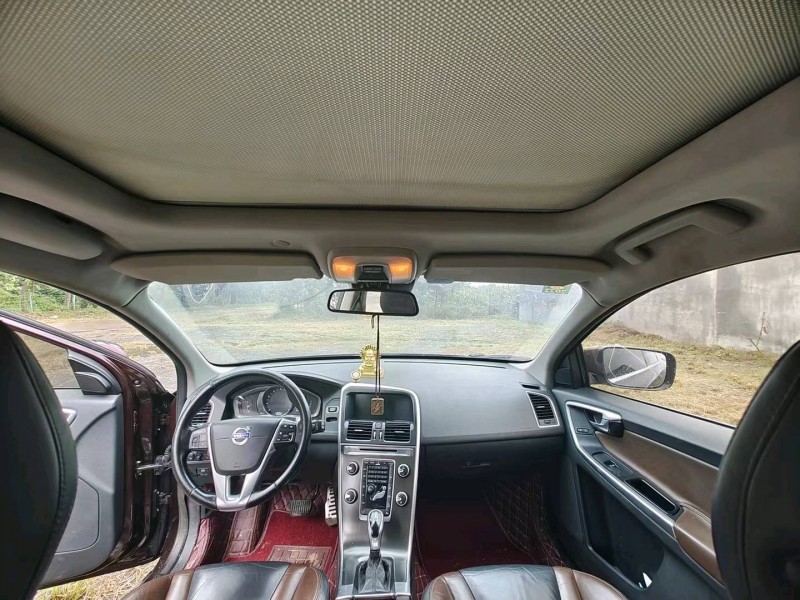 青岛14年沃尔沃XC604