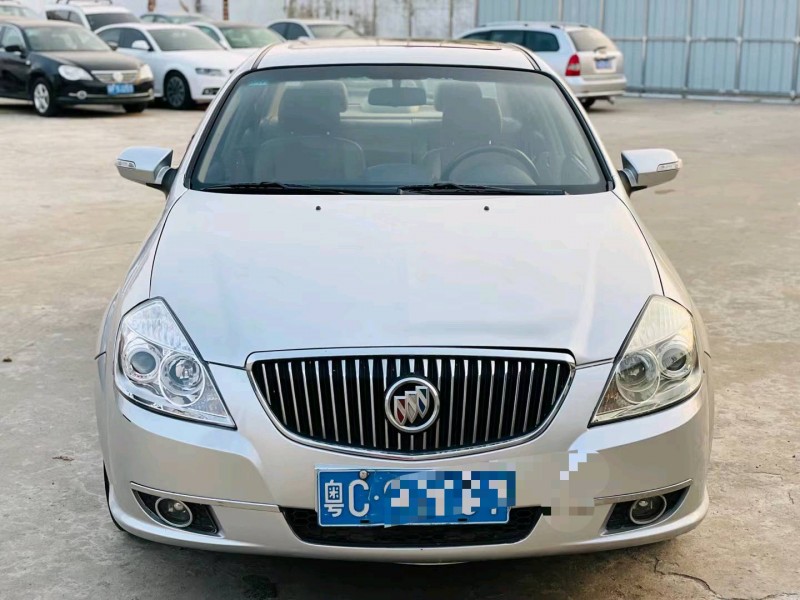 徐州11年别克凯越1