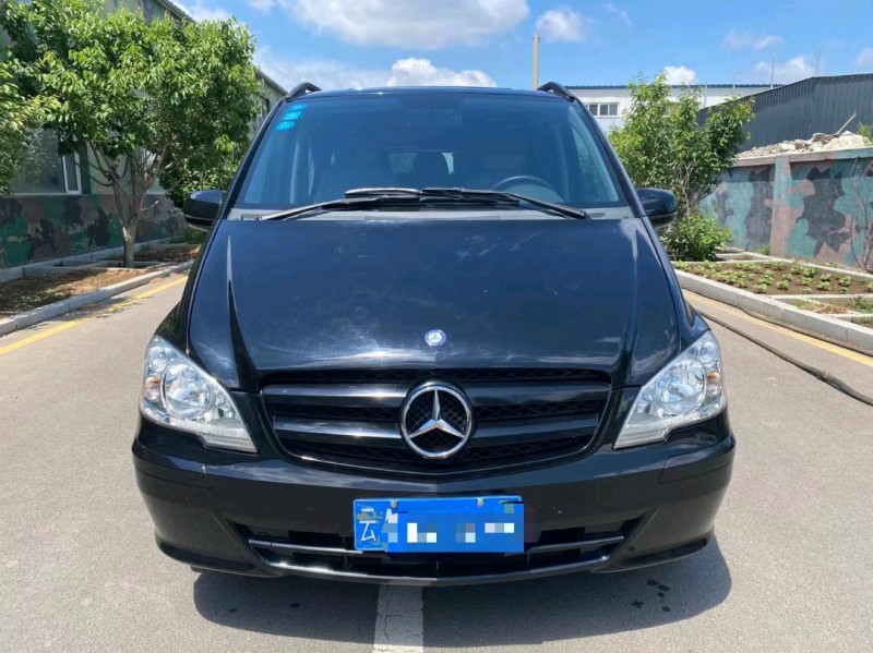 沈阳14年奔驰威霆1