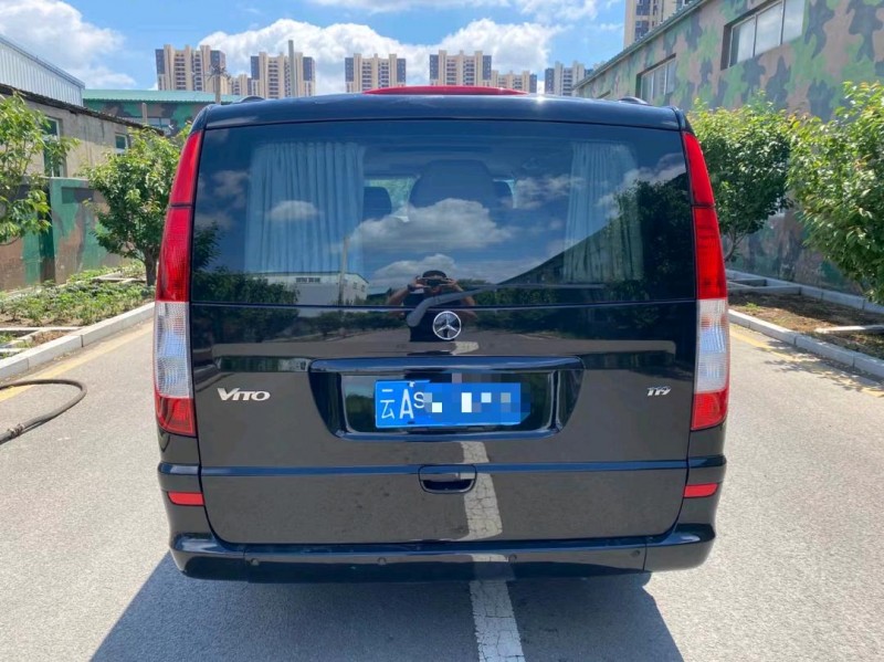 沈阳14年奔驰威霆5