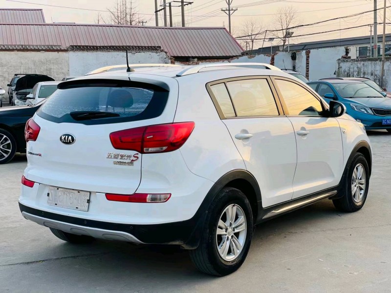 徐州16年起亚智跑8