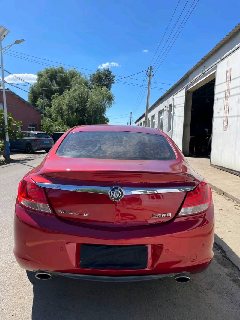 沈阳10年别克君威5