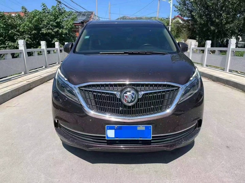 东营17年别克GL81