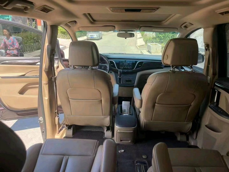 东营17年别克GL85