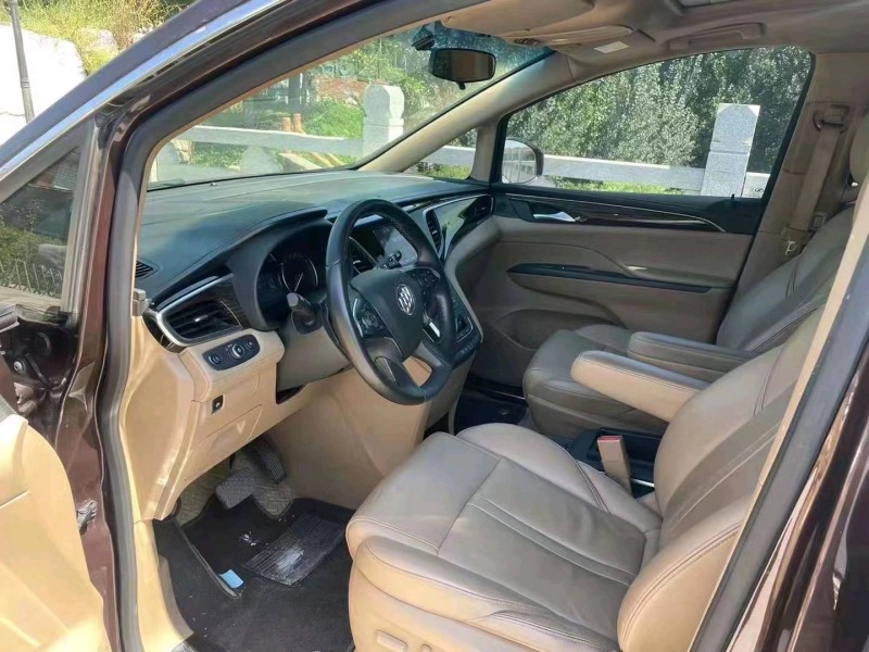 东营17年别克GL88