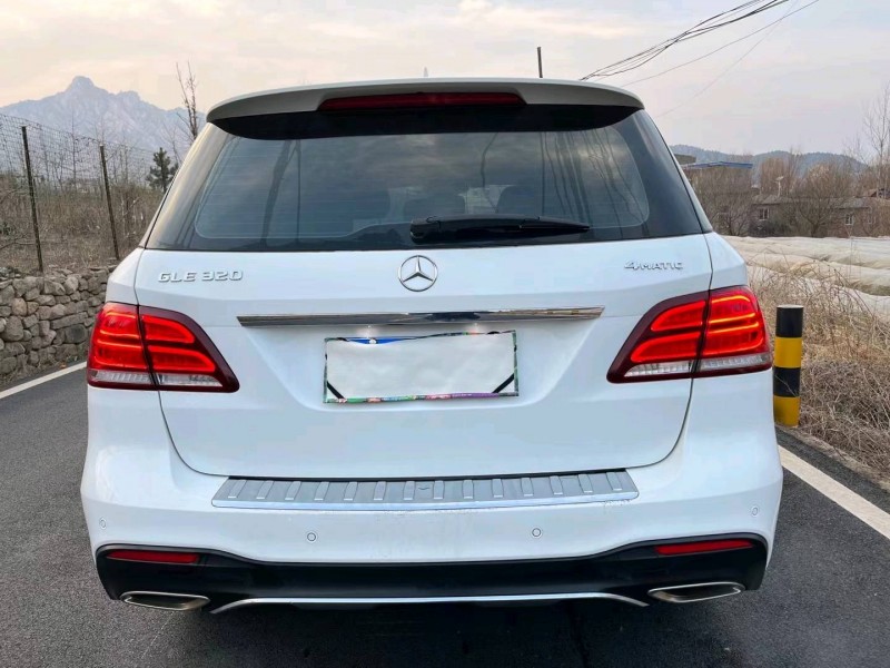 青岛17年奔驰GLE5