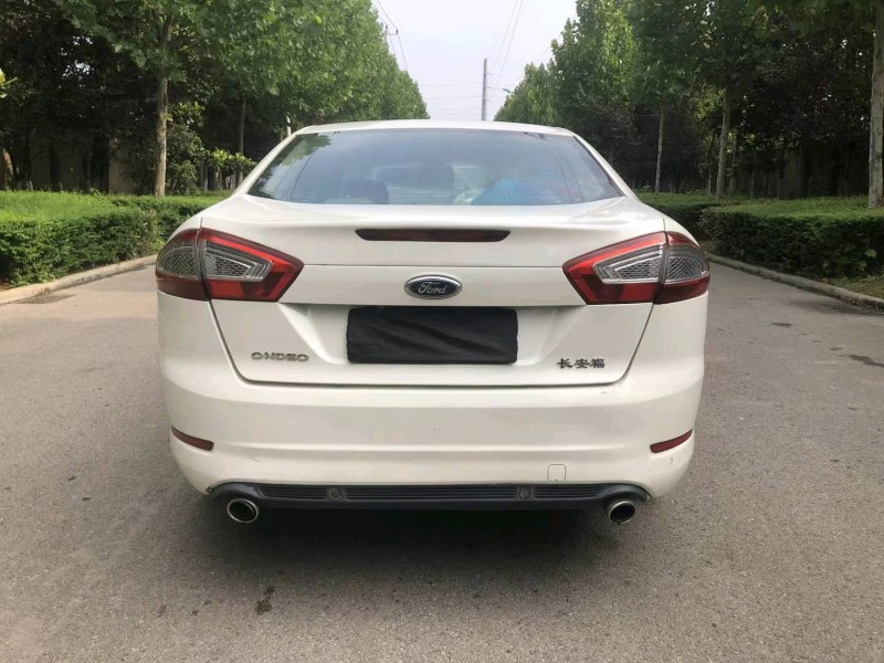 徐州13年福特蒙迪欧9